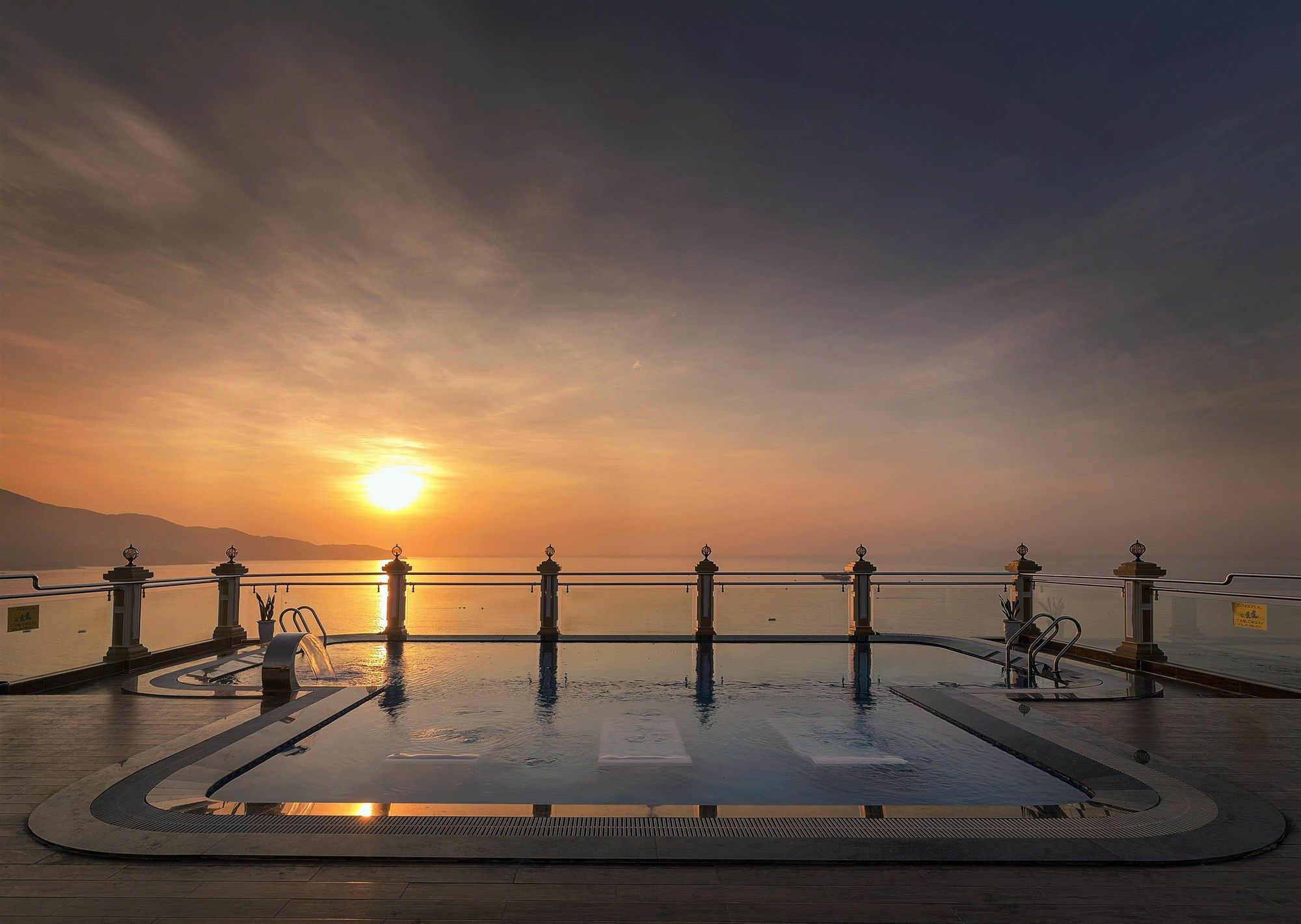7 Seven Sea Hotel Đà Nẵng Kültér fotó